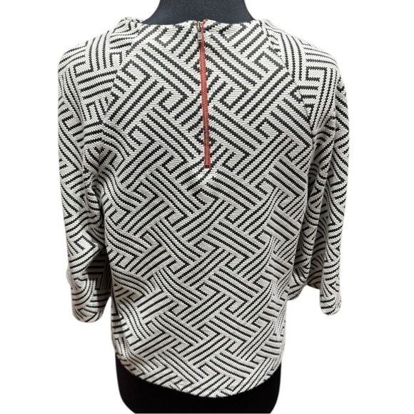 W5 by Anthropologie Geometric Woven Top | Size Large | Red Zipper Detail - Picture 3 of 4
